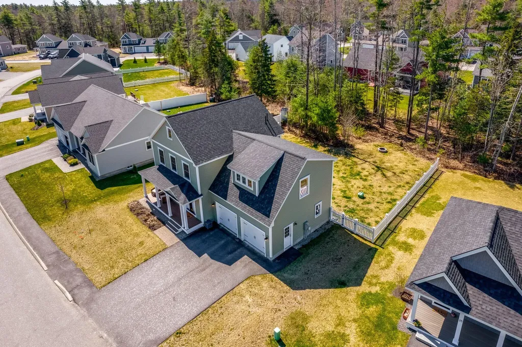 27 Maneta Drive Saco ME 04072
