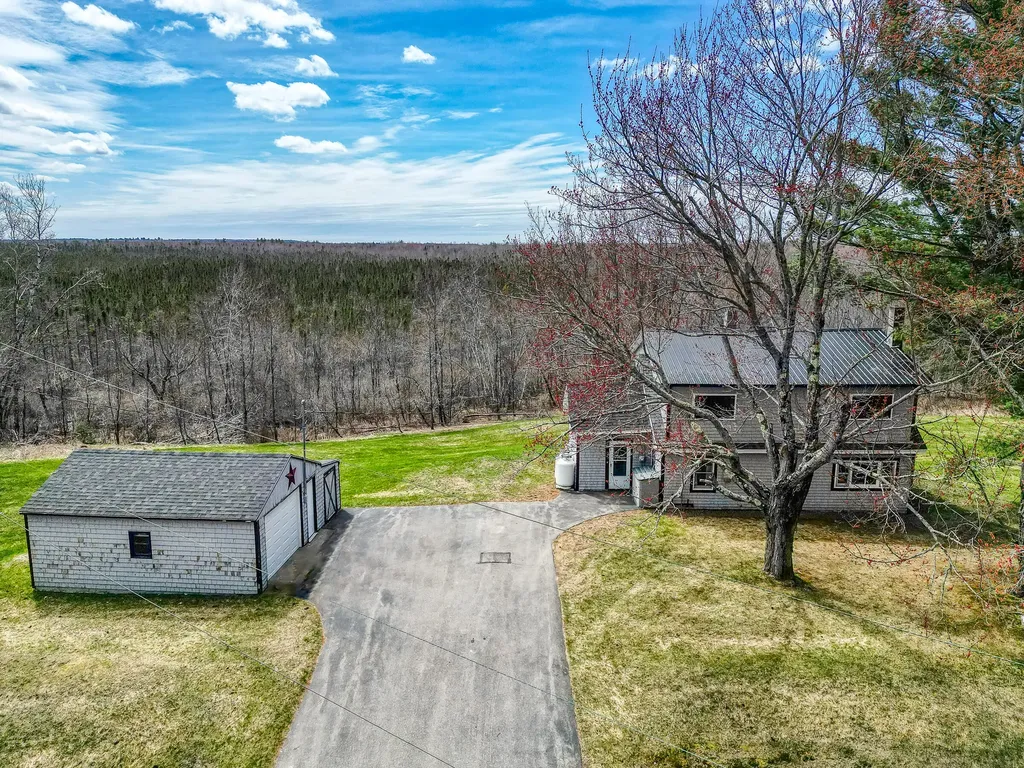 485 Peltoma Avenue Pittsfield ME 04967