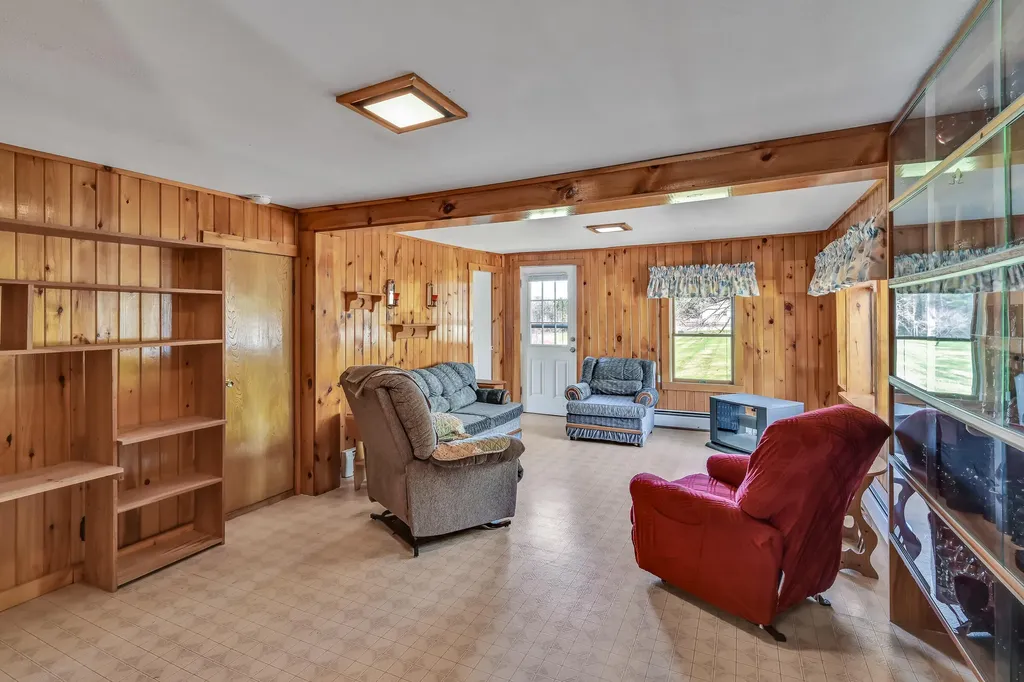 485 Peltoma Avenue Pittsfield ME 04967