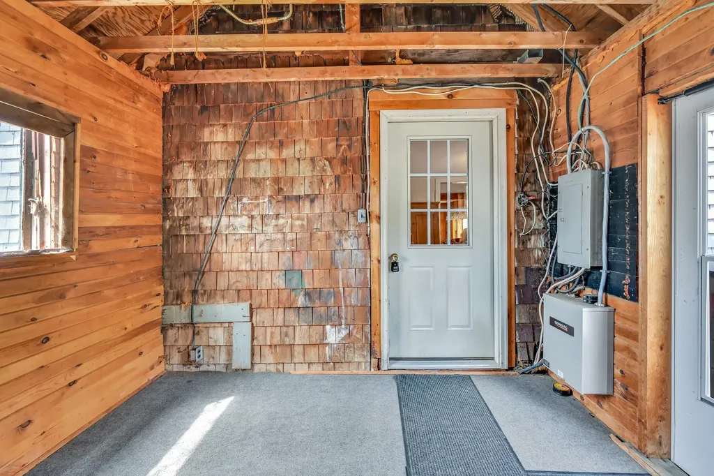 485 Peltoma Avenue Pittsfield ME 04967