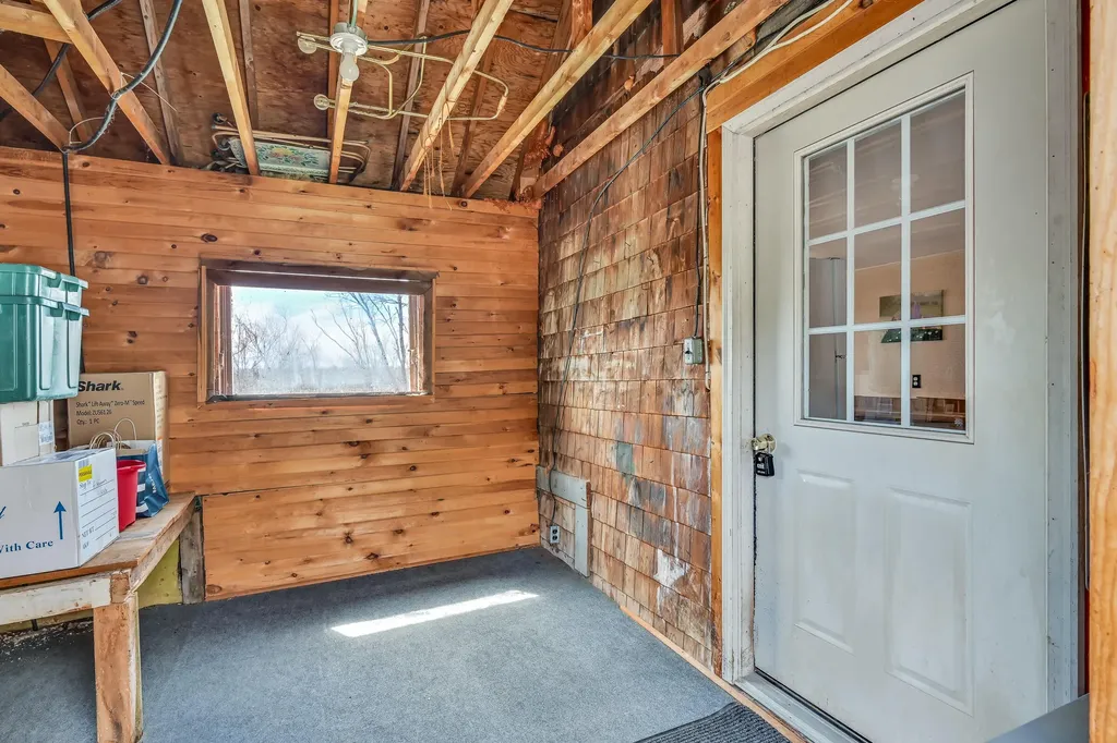 485 Peltoma Avenue Pittsfield ME 04967