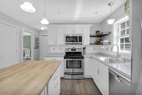 34 Scottland Road Windham ME 04062