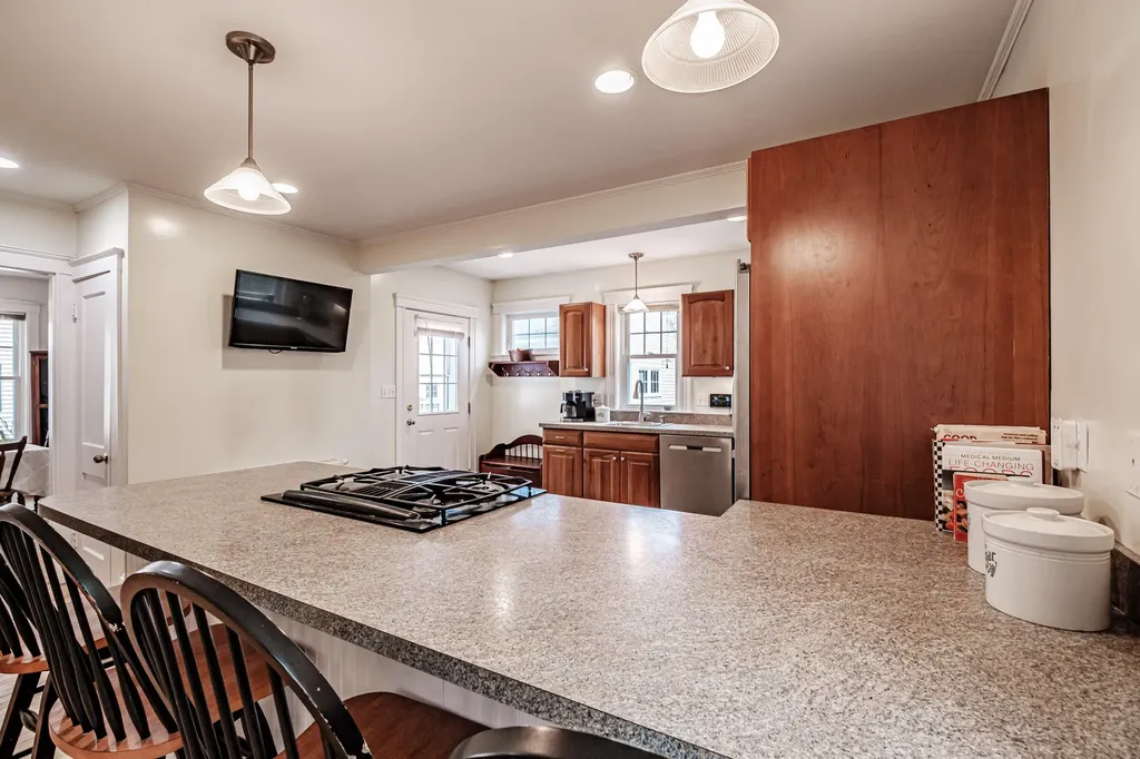38 Kenwood Street Portland ME 04102