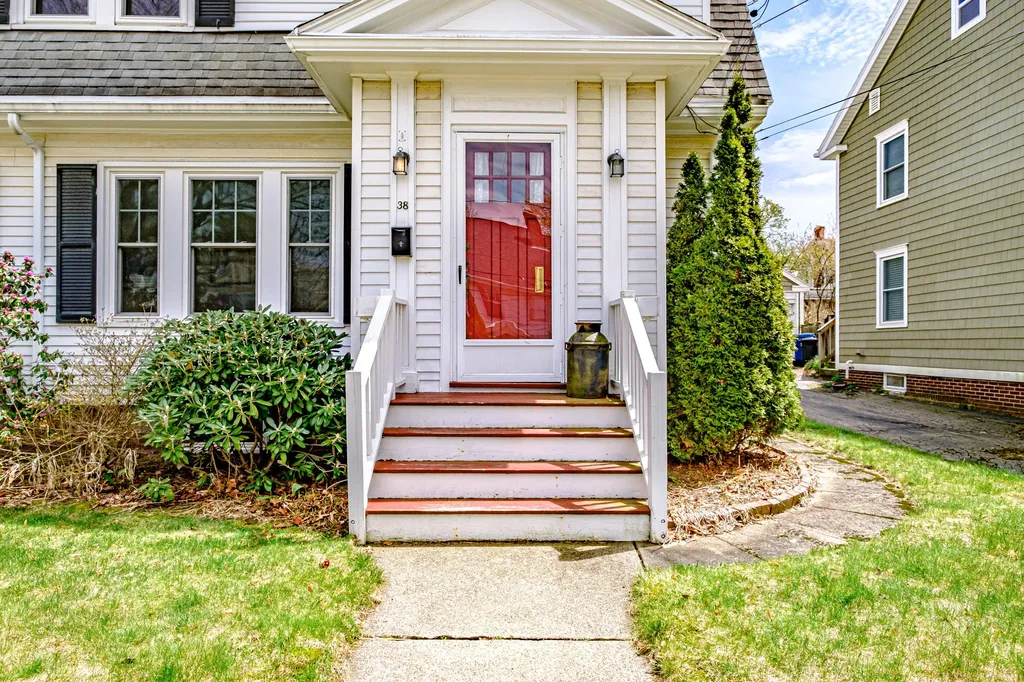 38 Kenwood Street Portland ME 04102