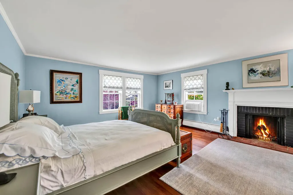 254 Cape Newagen Road Southport ME 04576
