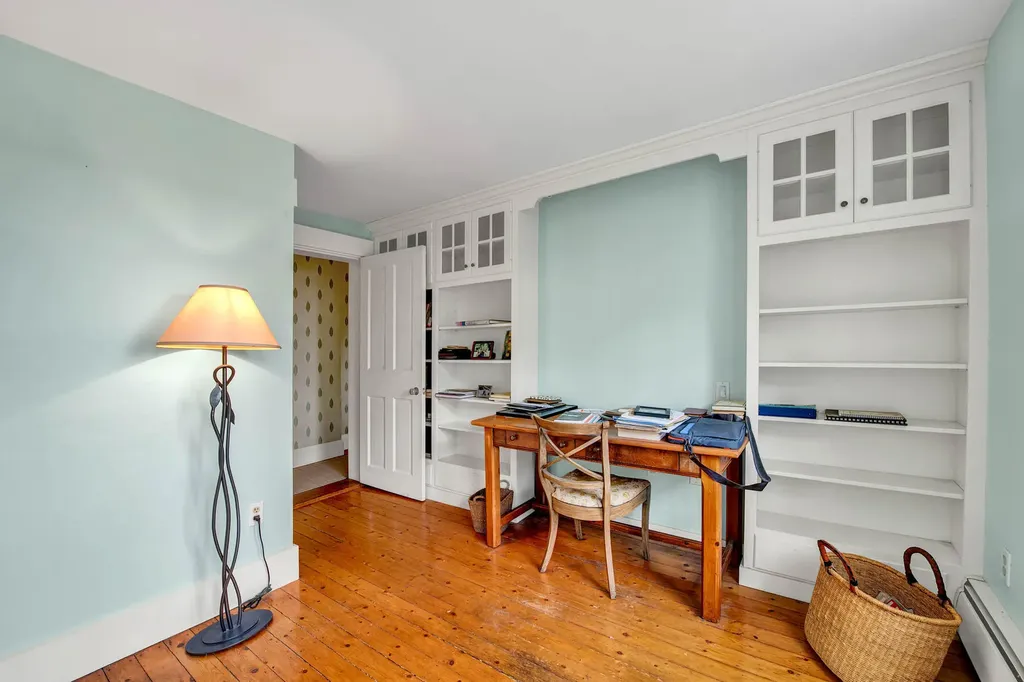 254 Cape Newagen Road Southport ME 04576