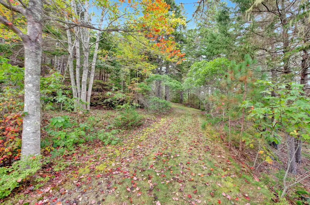 254 Cape Newagen Road Southport ME 04576