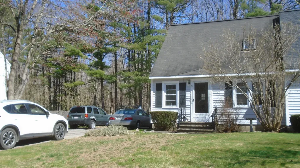 31 Skyline Drive Saco ME 04072