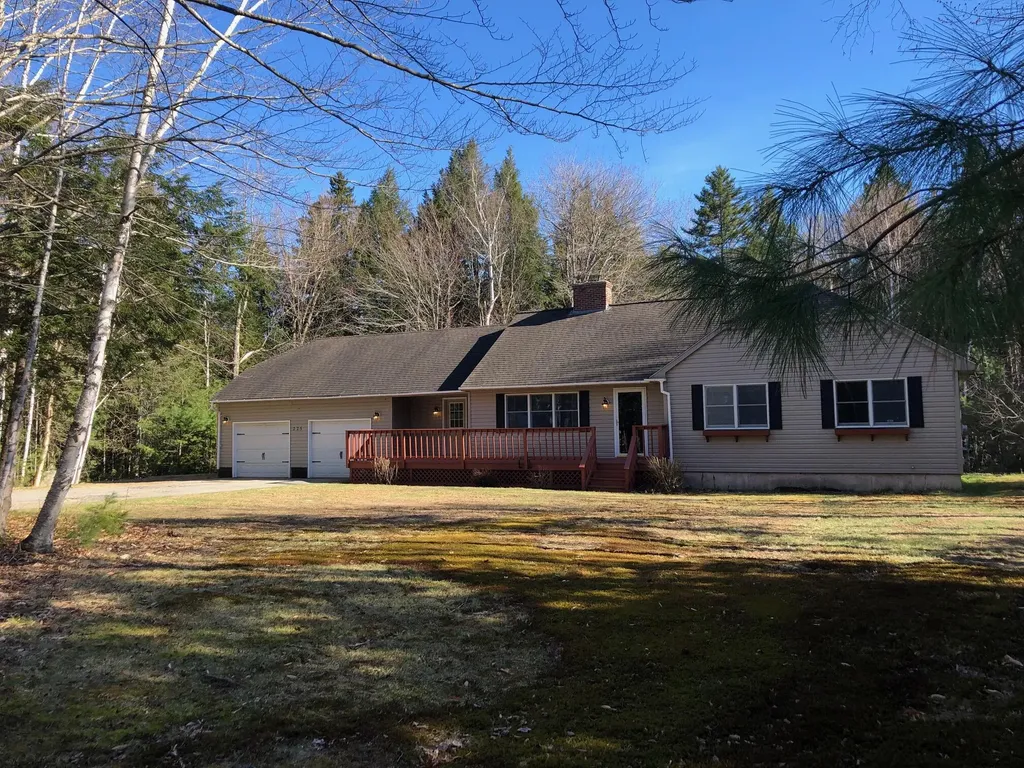 225 Morgan Lane Millinocket ME 04462