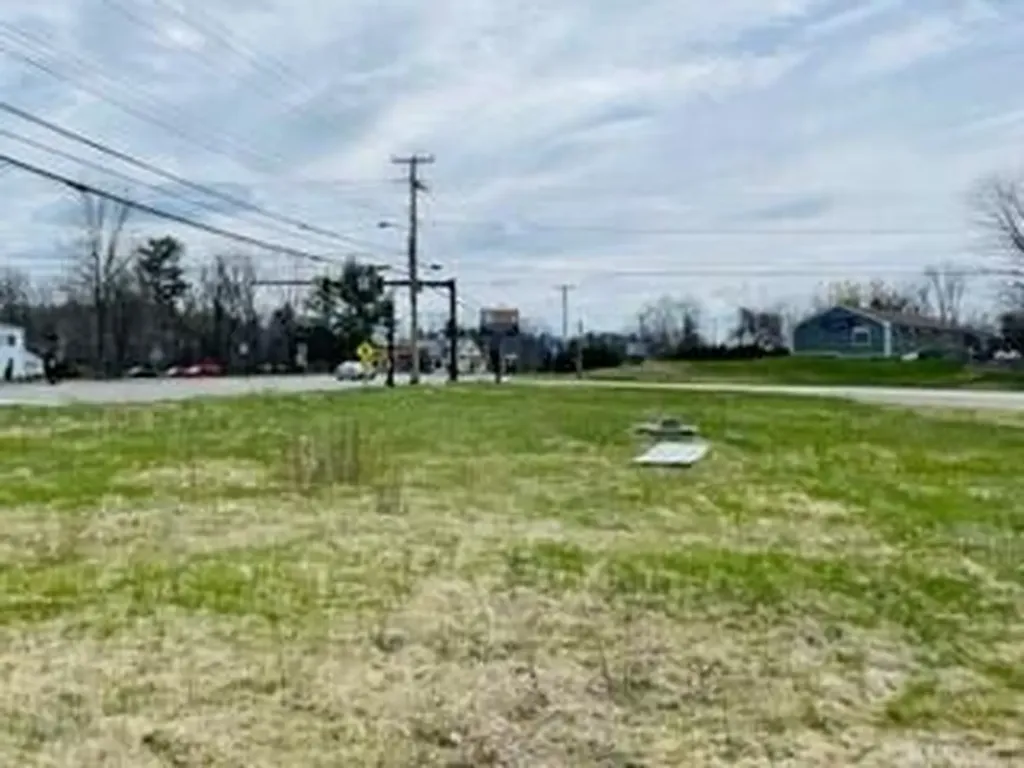 644 Main Street Saco ME 04072