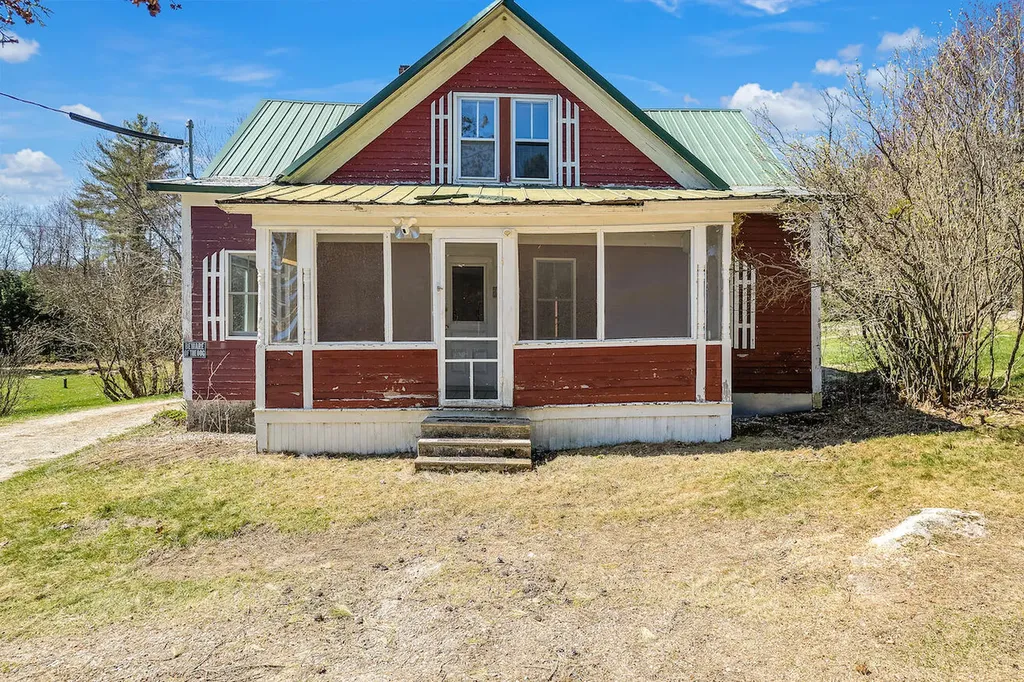 88 Boundary Road Standish ME 04084