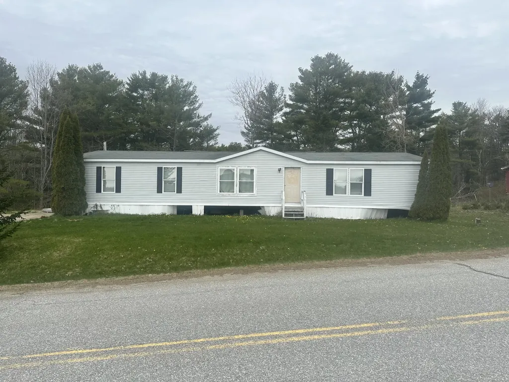 93 Chewonki Neck Road Wiscasset ME 04578