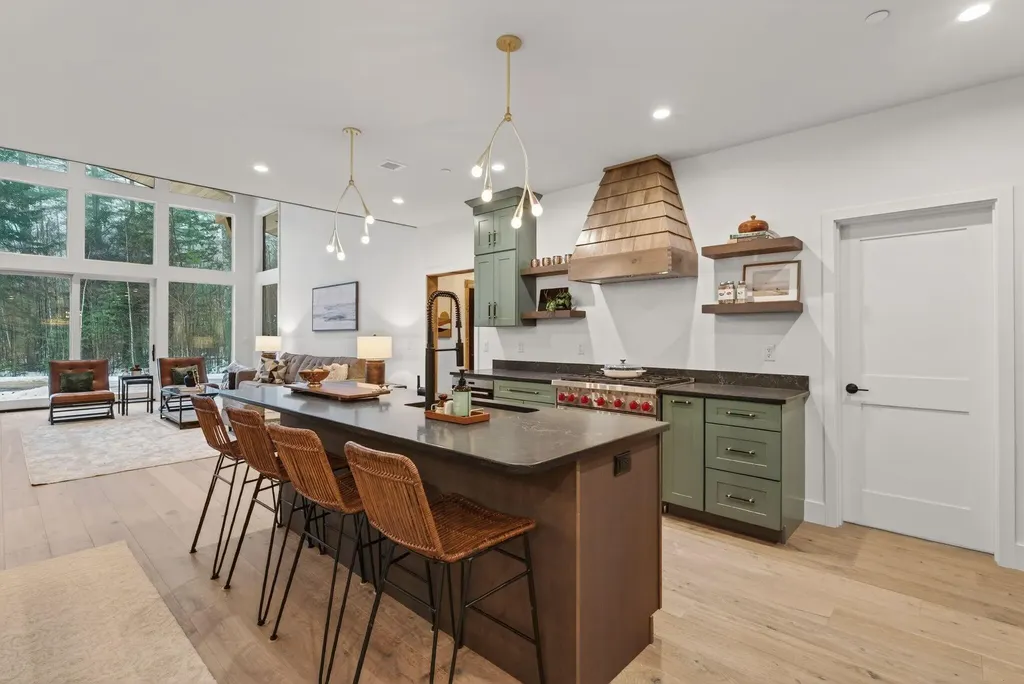 20 Evergreen Lane Newry ME 04261