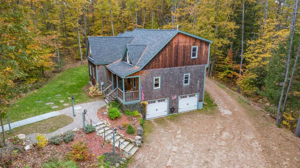 26 Stewart Street Parsonsfield ME 04047