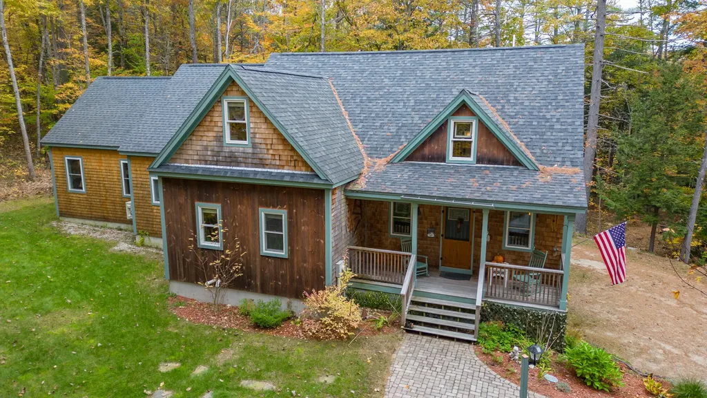 26 Stewart Street Parsonsfield ME 04047