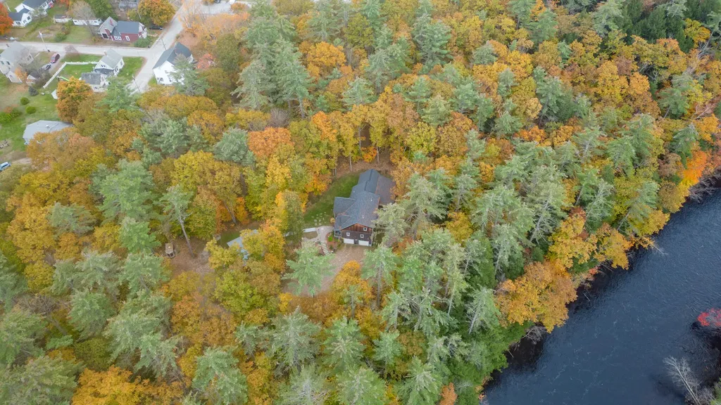 26 Stewart Street Parsonsfield ME 04047
