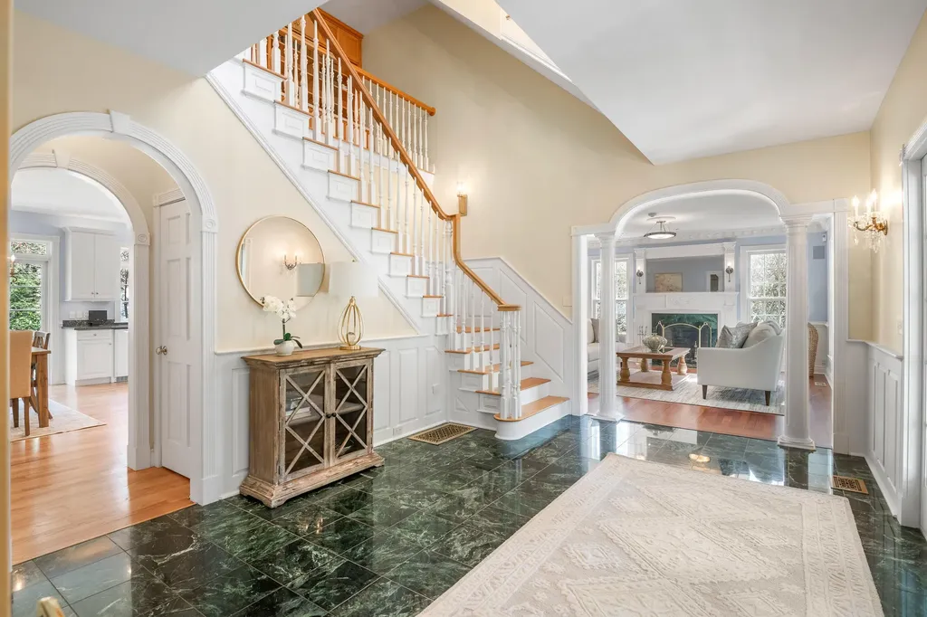 13 Streamwood Lane Falmouth ME 04105