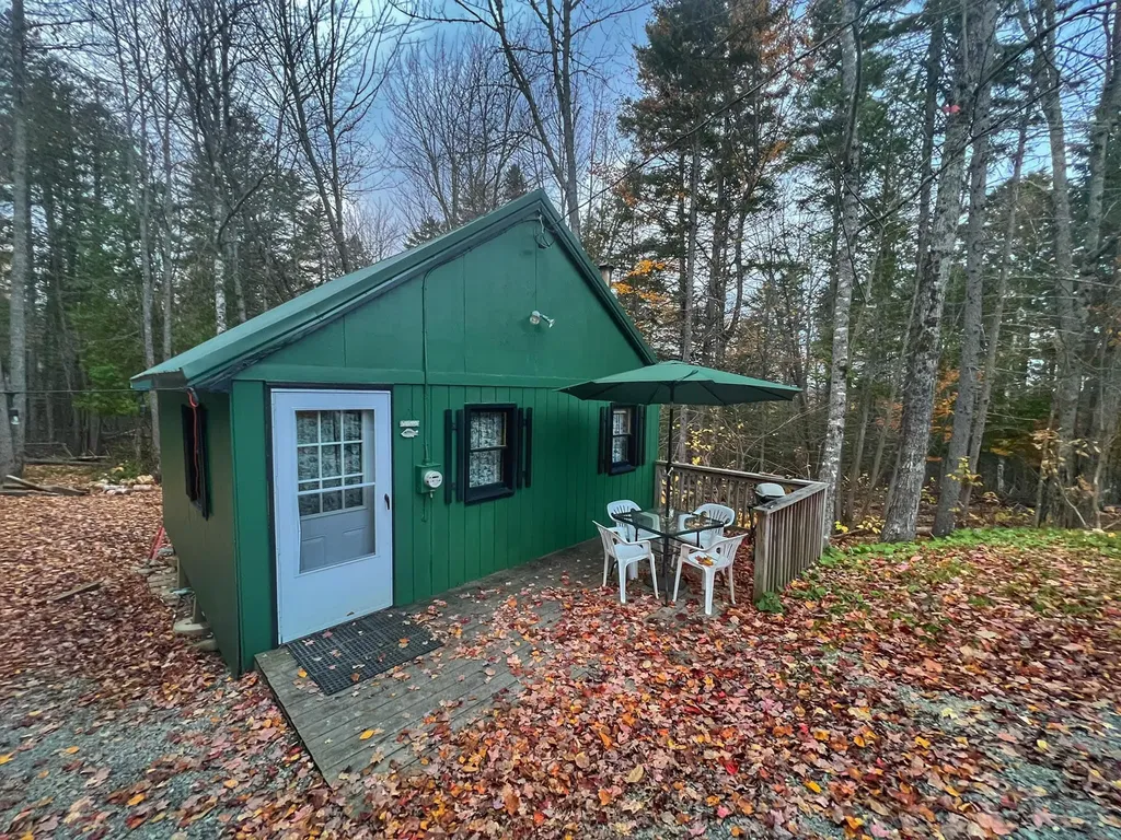 61 Ridge Road Rockwood T1 R1 Nbkp ME 04478