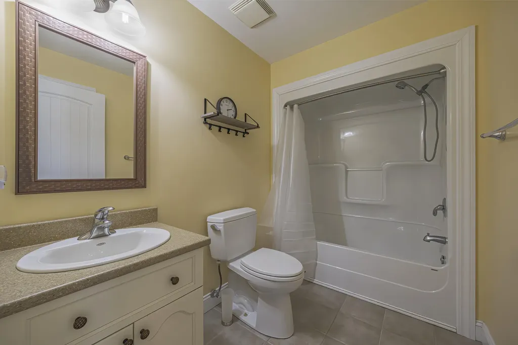 105 Maddocks Avenue Ellsworth ME 04605