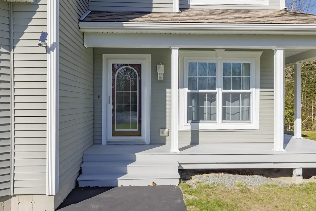 105 Maddocks Avenue Ellsworth ME 04605