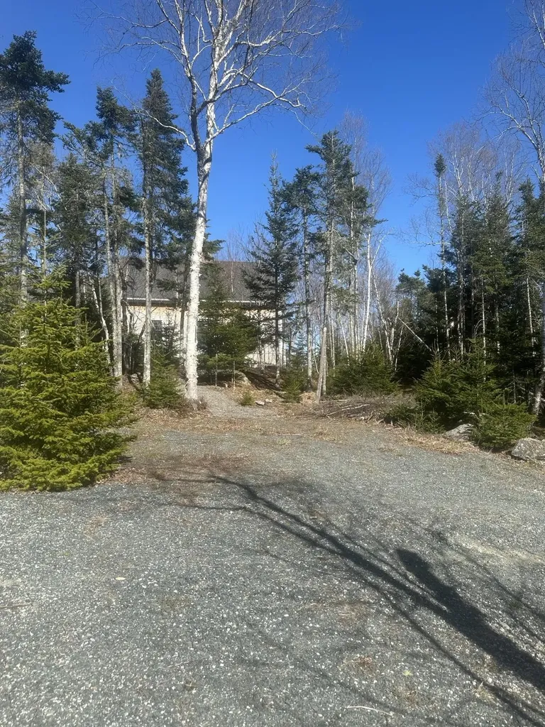 14 Falcon Lane Lamoine ME 04605