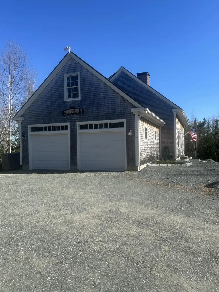 14 Falcon Lane Lamoine ME 04605