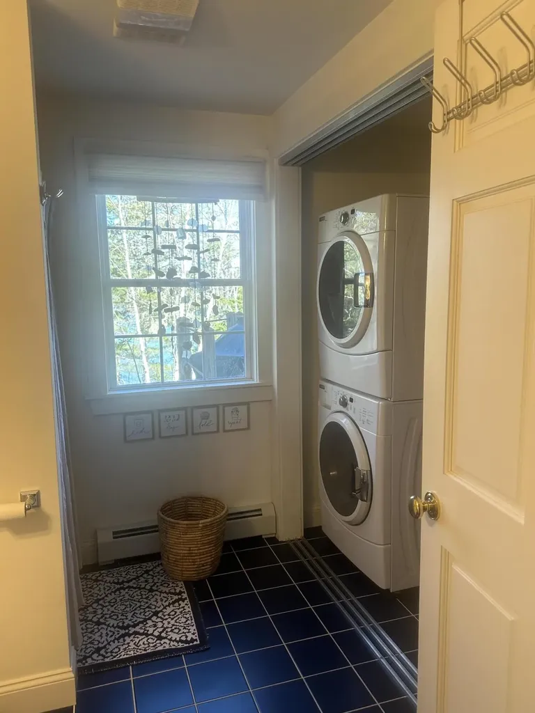 14 Falcon Lane Lamoine ME 04605