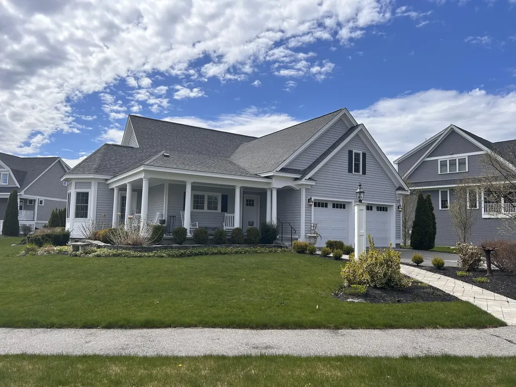 4 Cottage Way Kittery ME 03904