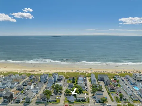111 E Grand Avenue Old Orchard Beach ME 04064
