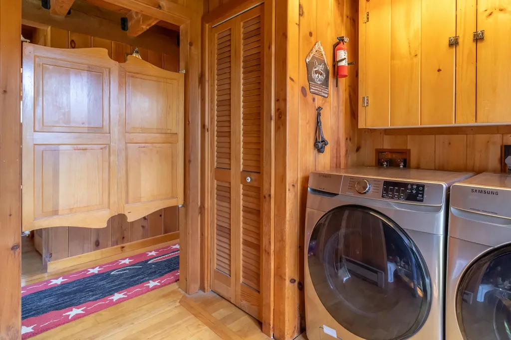 37 Narrows Way Lamoine ME 04605