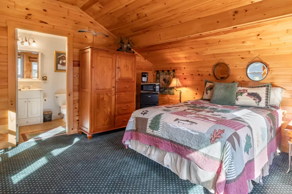 37 Narrows Way Lamoine ME 04605