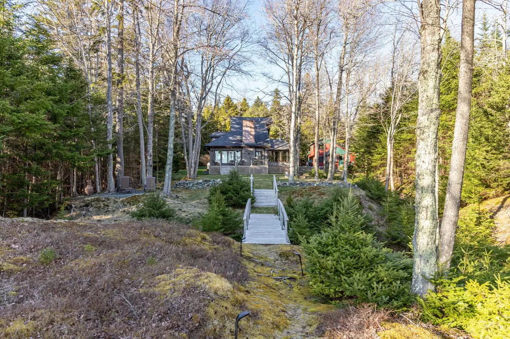 37 Narrows Way Lamoine ME 04605