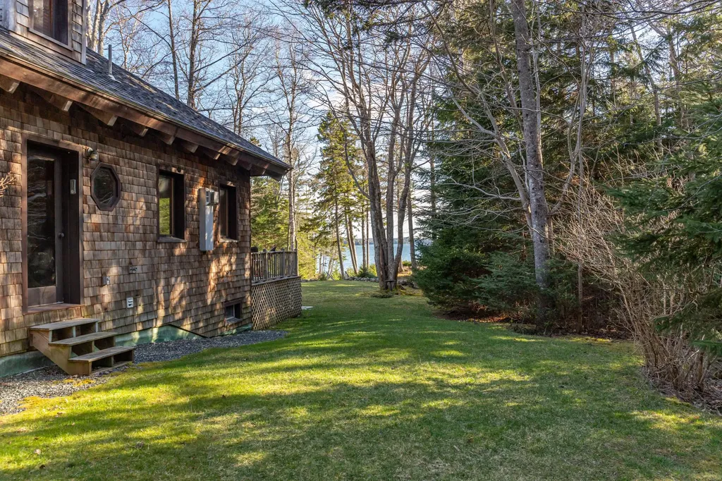 37 Narrows Way Lamoine ME 04605