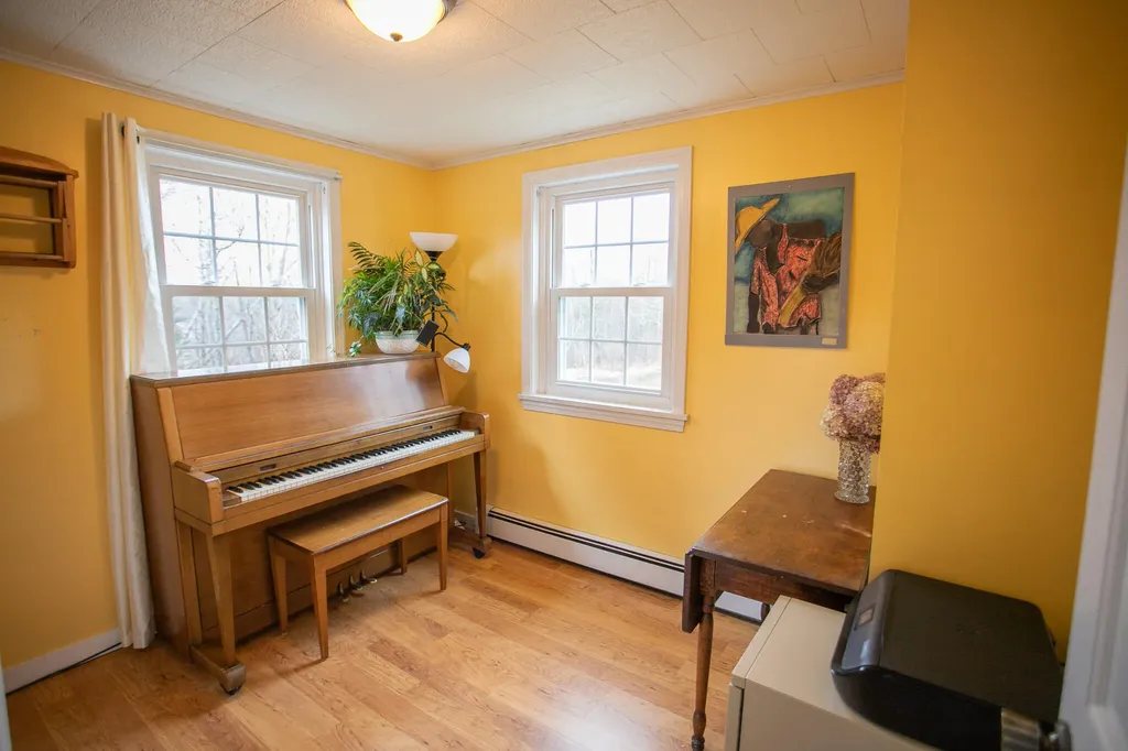 1156 Eastern Avenue Holden ME 04429