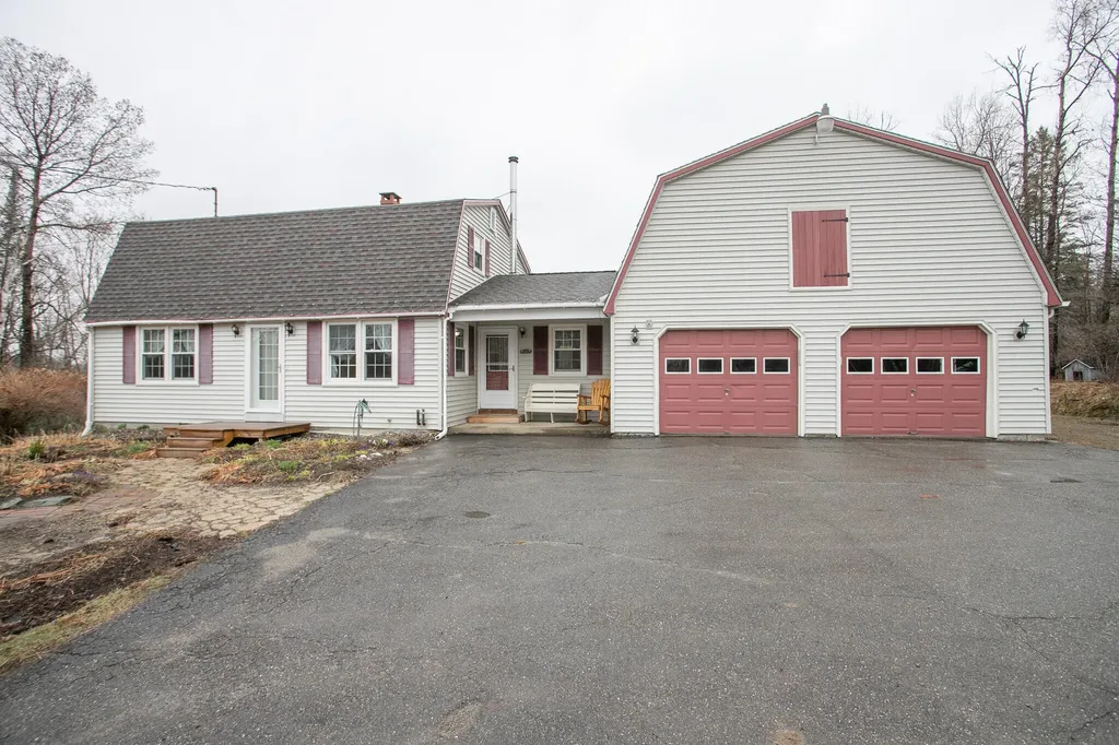 1156 Eastern Avenue Holden ME 04429