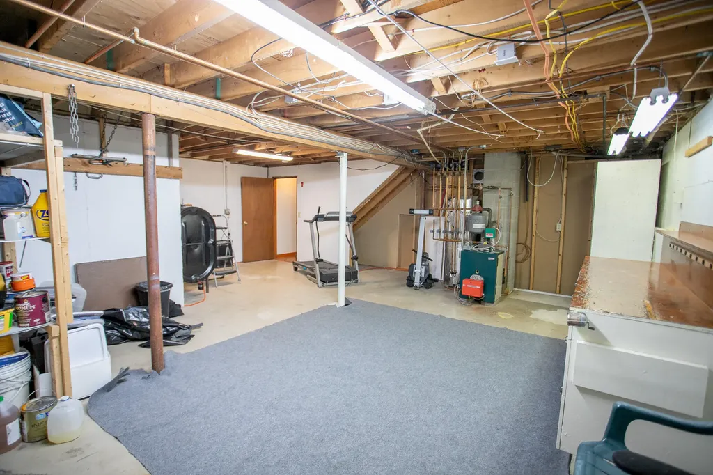 1156 Eastern Avenue Holden ME 04429