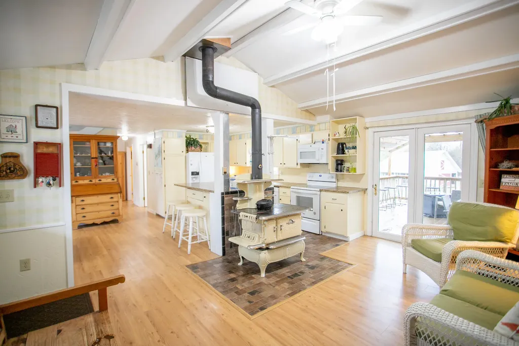 1156 Eastern Avenue Holden ME 04429