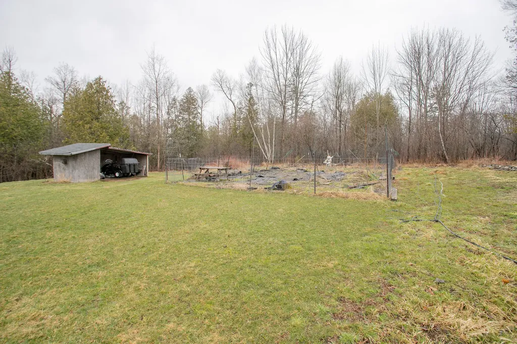 1156 Eastern Avenue Holden ME 04429