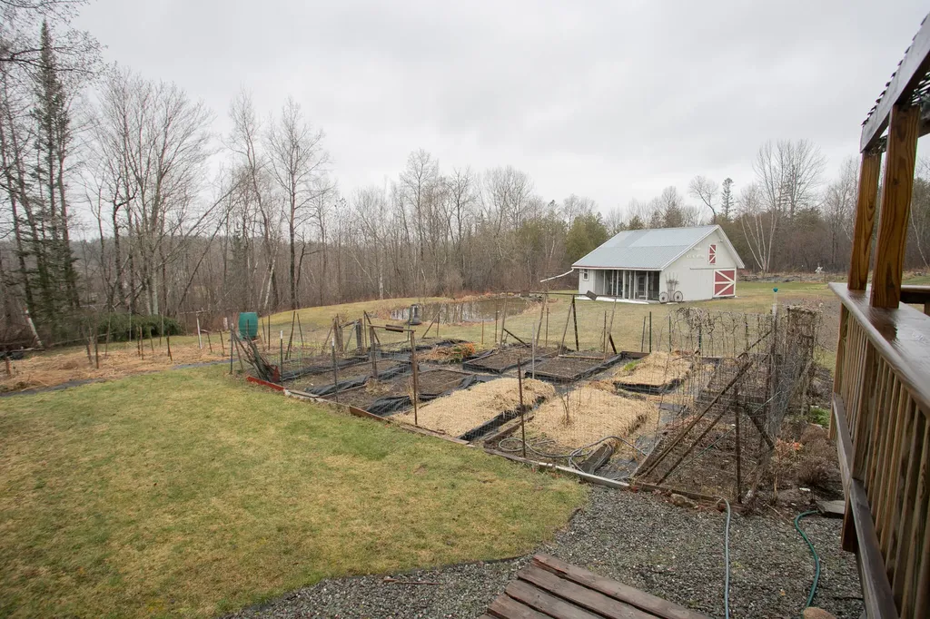1156 Eastern Avenue Holden ME 04429