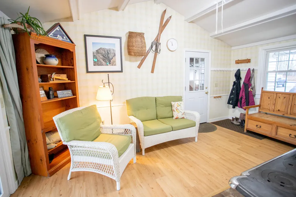 1156 Eastern Avenue Holden ME 04429