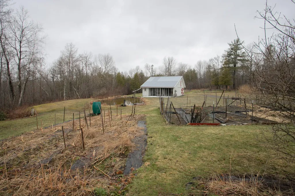 1156 Eastern Avenue Holden ME 04429