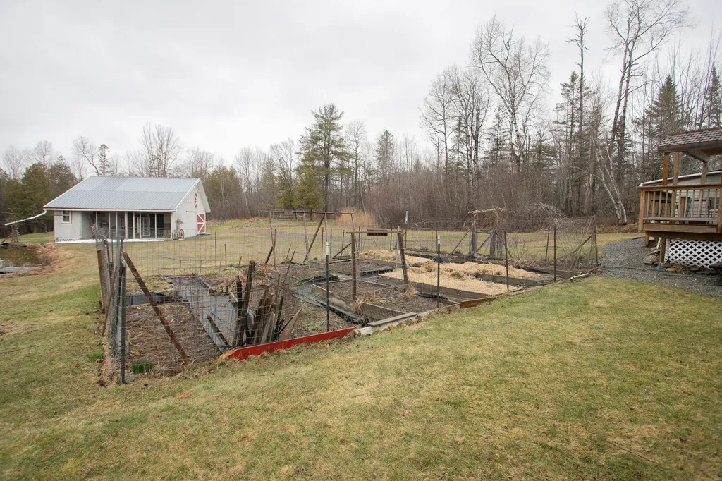 1156 Eastern Avenue Holden ME 04429