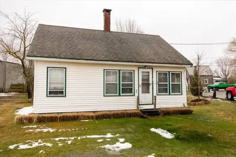 62 New County Road Rockland ME 04841