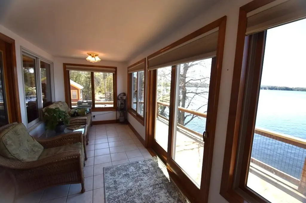 78 Hoover Lane Lincoln ME 04457