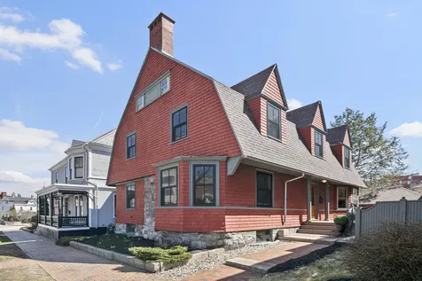 25 Bramhall Street Portland ME 04102