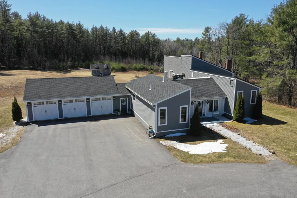 535 Western Avenue Hampden ME 04444