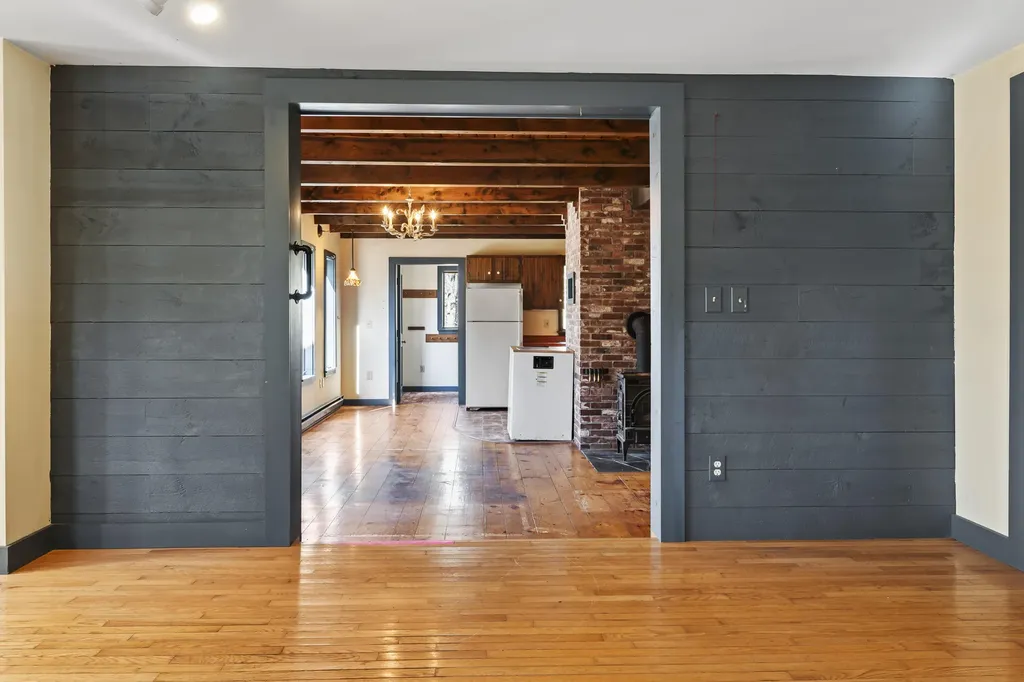 60 Back Narrows Road Boothbay ME 04537