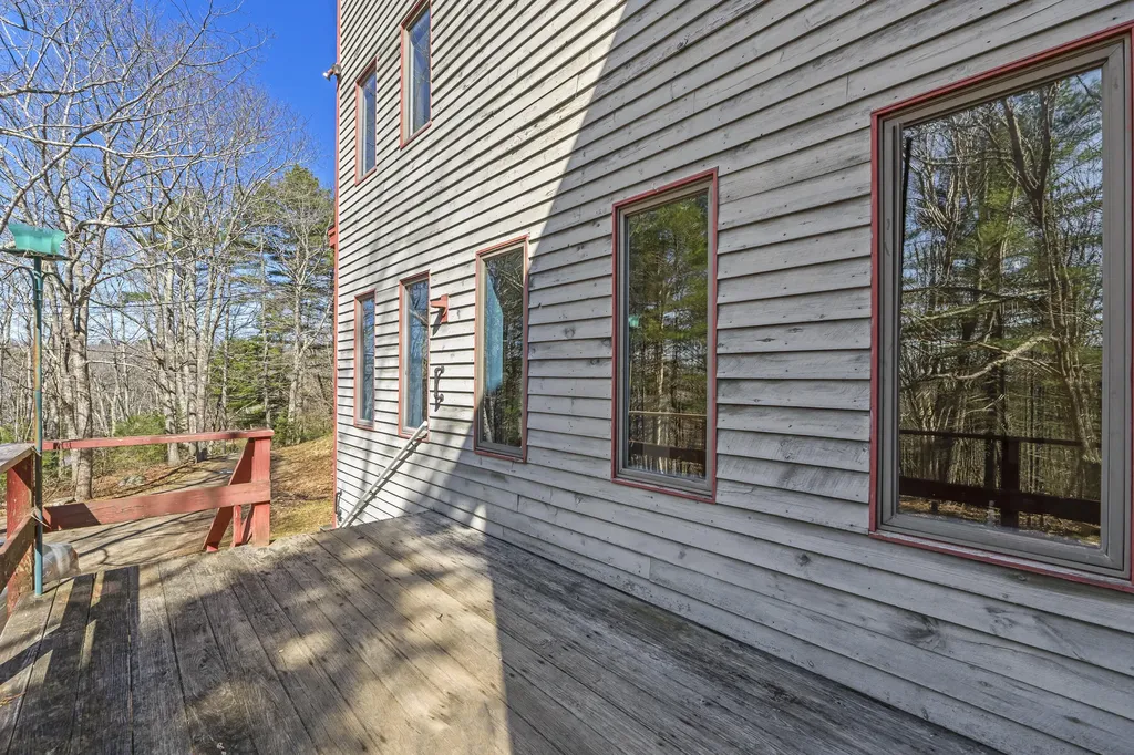 60 Back Narrows Road Boothbay ME 04537