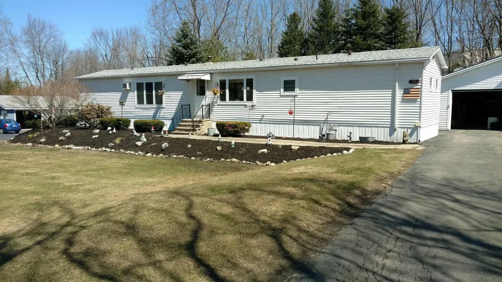 29 Old Belgrade Road Augusta ME 04330