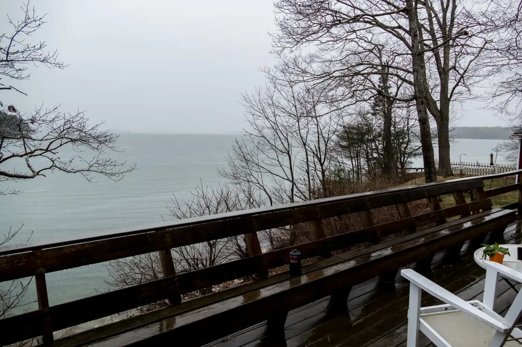 33 Shore Drive Freeport ME 04032